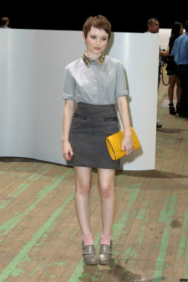 Emily Browning pic #693031