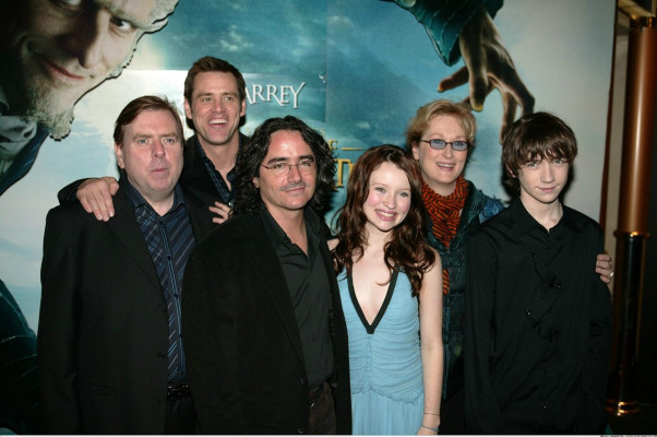 Emily Browning pic #679682