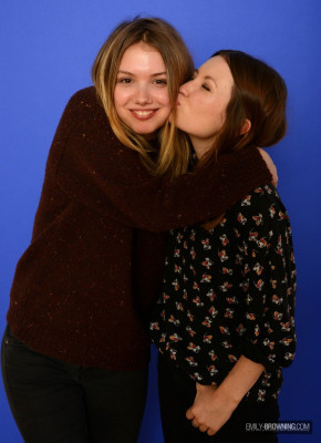 Emily Browning pic #679653