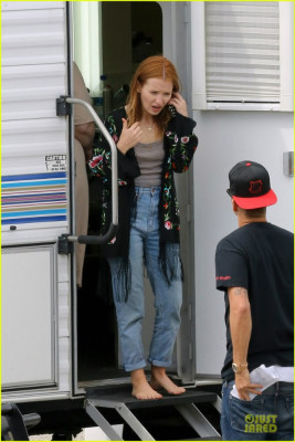 Emily Browning pic #678631