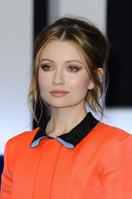 Emily Browning pic #849613