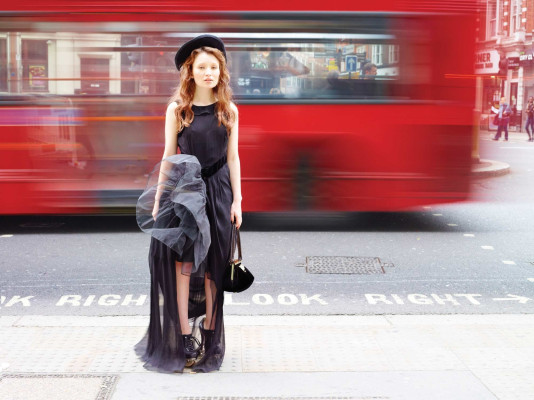 Emily Browning pic #691990