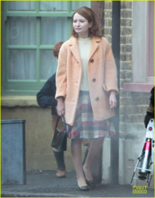Emily Browning pic #714319