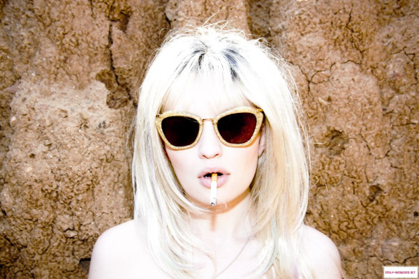 Emily Browning pic #679632