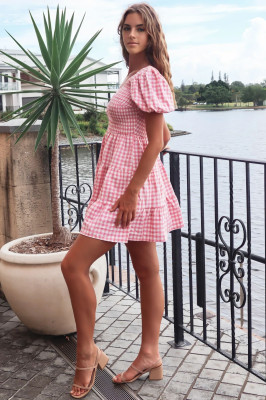 Emily Feld pic #1292633
