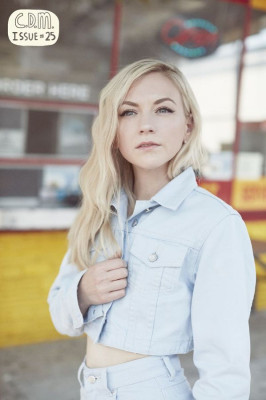 Emily Kinney pic #1072410