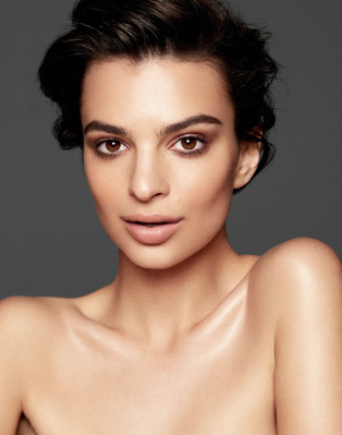 Emily Ratajkowski pic #805373