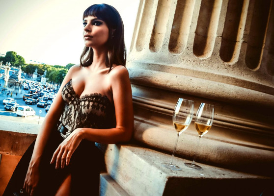 Emily Ratajkowski pic #948192