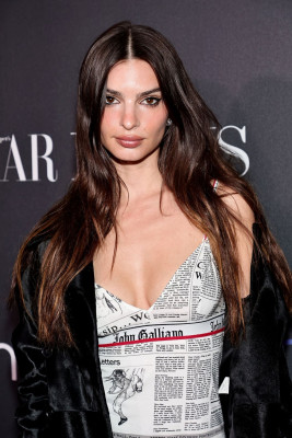 Emily Ratajkowski pic #1311152