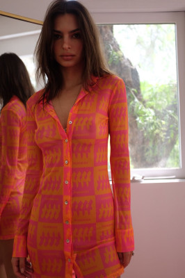 photo 20 in Emily Ratajkowski gallery [id1214705] 2020-05-09 00:00:00