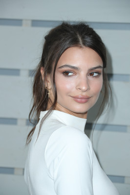 Emily Ratajkowski pic #892534