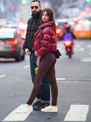 Emily Ratajkowski pic #1010400