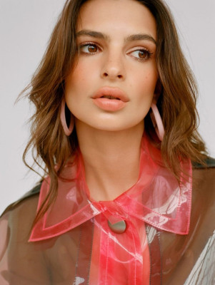 Emily Ratajkowski pic #1032552