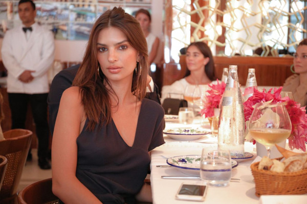 Emily Ratajkowski pic #1069060