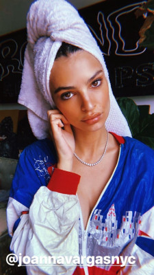 Emily Ratajkowski pic #1046372