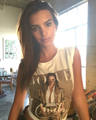 Emily Ratajkowski pic #870420