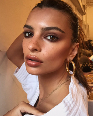 Emily Ratajkowski pic #932929
