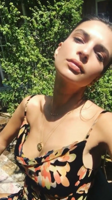 Emily Ratajkowski pic #932927
