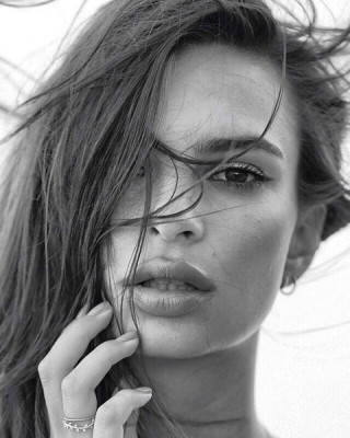 Emily Ratajkowski pic #899172