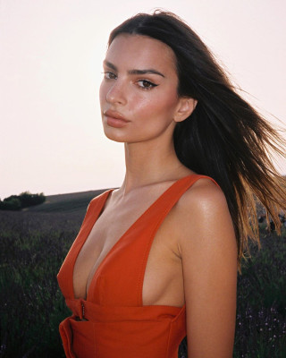 Emily Ratajkowski pic #1150207