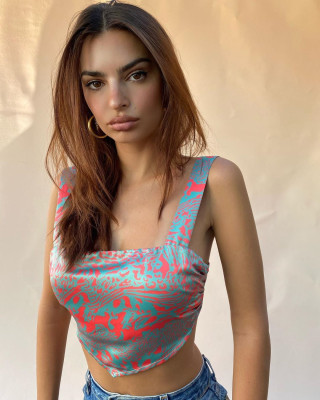 photo 22 in Emily Ratajkowski gallery [id1230296] 2020-08-31 00:00:00