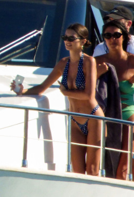Emily Ratajkowski pic #1048459