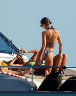 Emily Ratajkowski pic #1048420