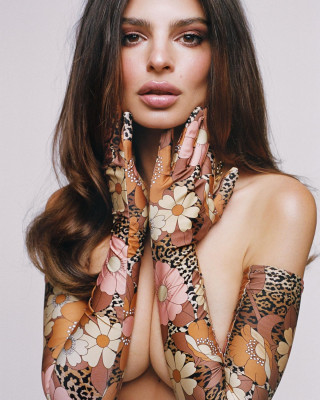 photo 26 in Emily Ratajkowski gallery [id1261134] 2021-07-14 00:00:00