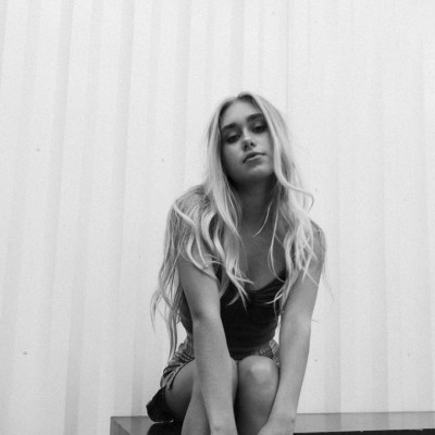 photo 3 in Emily Skinner gallery [id1179763] 2019-09-28 00:00:00