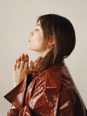 Emma Mackey pic #1206546