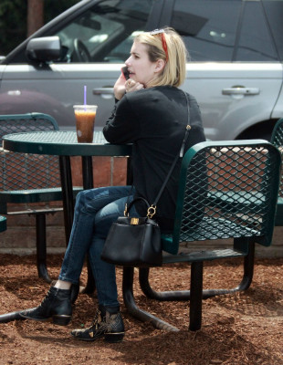 Emma Roberts pic #697776