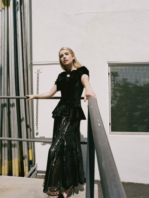 Emma Roberts pic #1084174