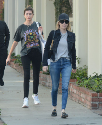 Emma Roberts pic #1092723