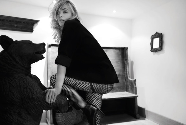 Emmanuelle Seigner pic #1234644