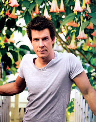 Eric Mabius pic #520237