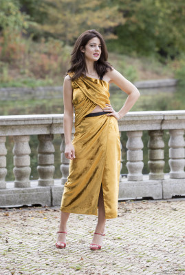 photo 15 in Esther Garrel         gallery [id1288274] 2021-12-17 00:00:00