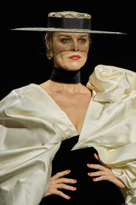 photo 28 in Eva Herzigova gallery [id1306187] 2022-07-29 00:00:00
