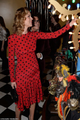 Eva Herzigova pic #651096