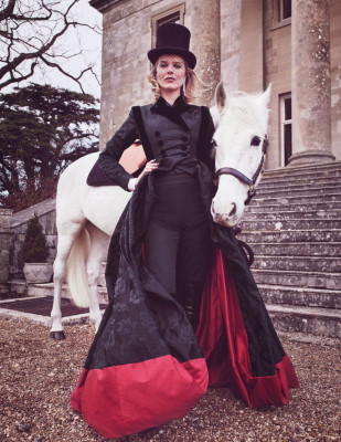 Eva Herzigova pic #1103160