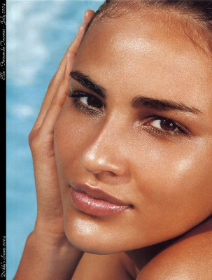 photo 9 in Fernanda Tavares gallery [id42172] -0001-11-30 00:00:00