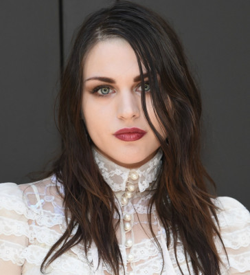 photo 22 in Frances Bean Cobain gallery [id984413] 2017-11-30 00:00:00
