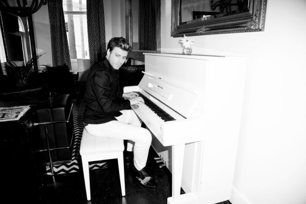 Francois Arnaud pic #627970