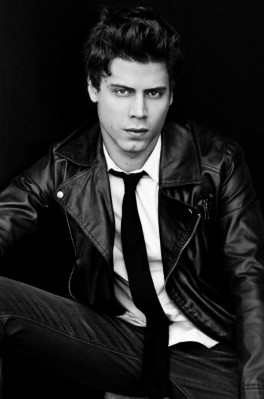 Francois Arnaud pic #681480