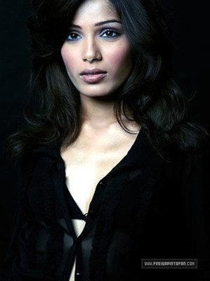Freida Pinto pic #137210