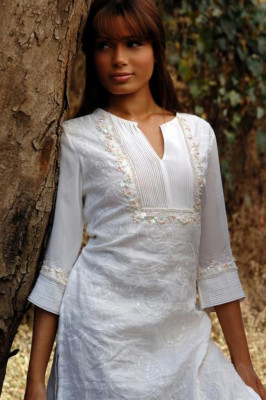 Freida Pinto pic #136800