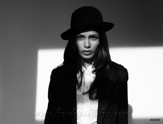 Freida Pinto pic #193589