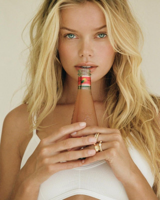 Frida Aasen pic #1256017