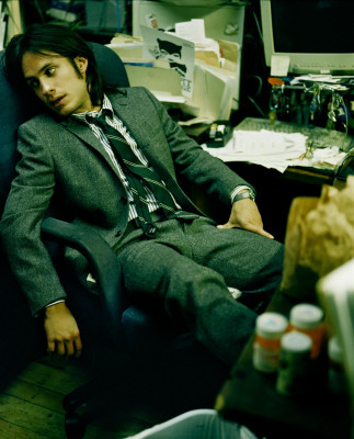 Gael Garcia Bernal pic #208003