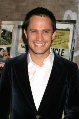 Gael Garcia Bernal pic #47102