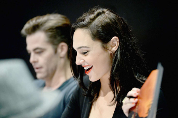 Gal Gadot pic #867565